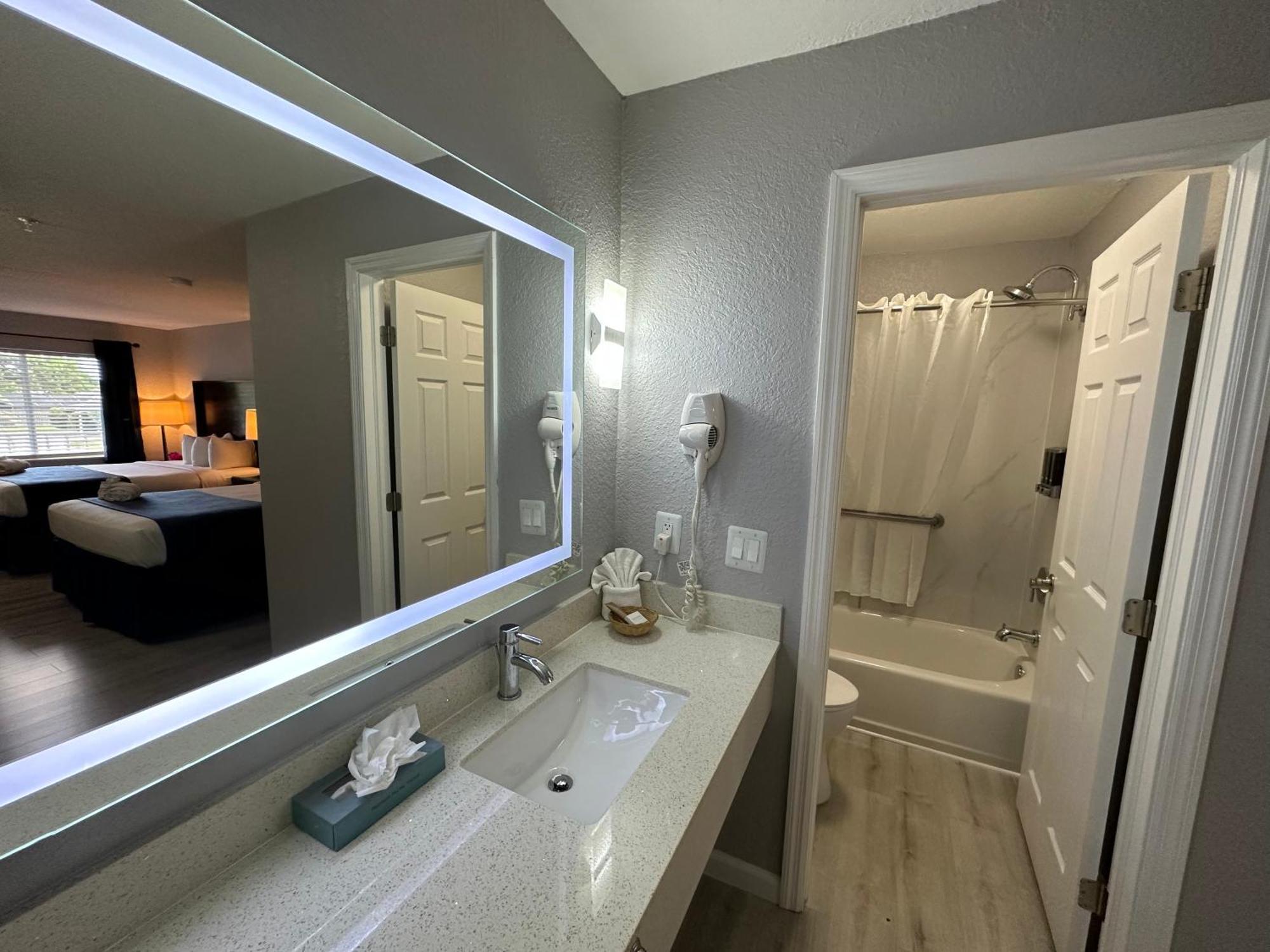 Lantern Inn & Suites - Sarasota Eksteriør bilde
