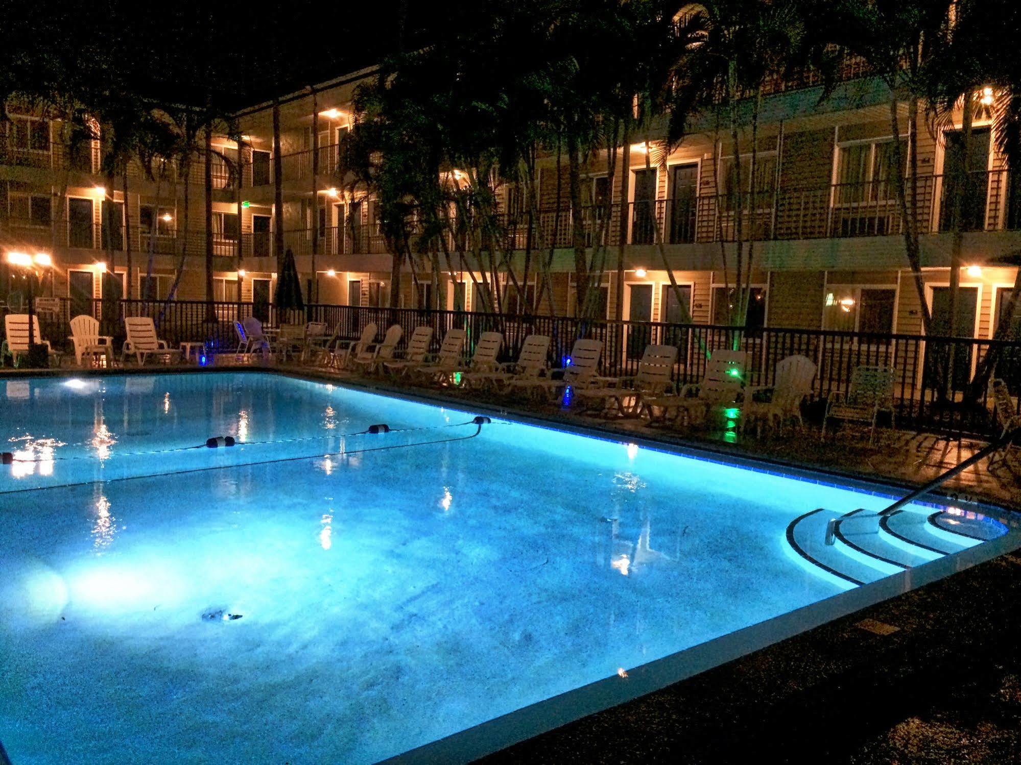 Lantern Inn & Suites - Sarasota Eksteriør bilde